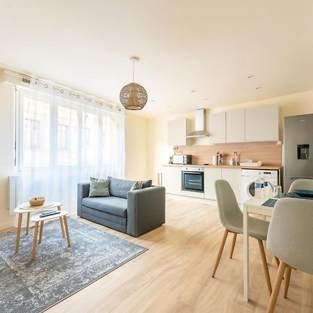 Le Classique - Appartement Elegant & Lumineux En Centre-Ville Дуе Екстериор снимка