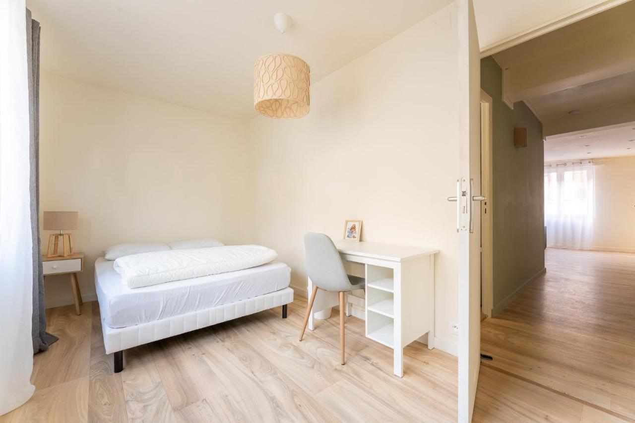 Le Classique - Appartement Elegant & Lumineux En Centre-Ville Дуе Екстериор снимка